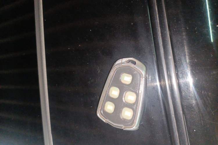 Used Cadillac XTS 2017 28T Elite Model Vehicle Key