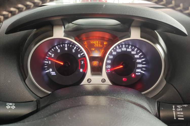 Used Infiniti ESQ 2014 1.6L Spontaneous Edition
