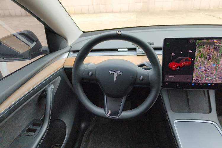 Used Tesla Model Y 2021 Standard Range Rear-Wheel Drive Version