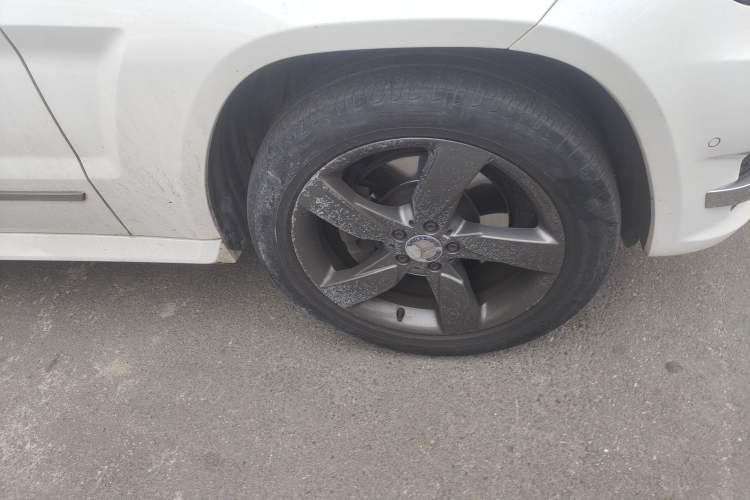 Used Mercedes-Benz GLK-Class 2013 GLK 300 4MATIC Dynamic Sunroof Model
