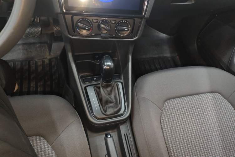 Used Volkswagen Santana 2021 1.5L Automatic Fashion Edition
