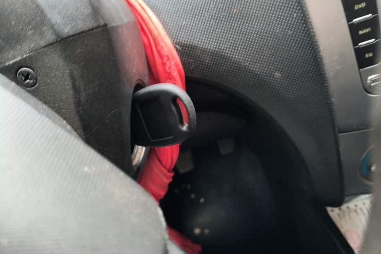 Used Chevrolet Sail 2013 Sedan 1.4L Manual - Youyi Happiness Edition