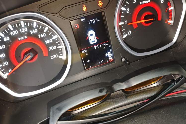 Used Soueast DX3 2018 1.5L Manual Luxury Model
