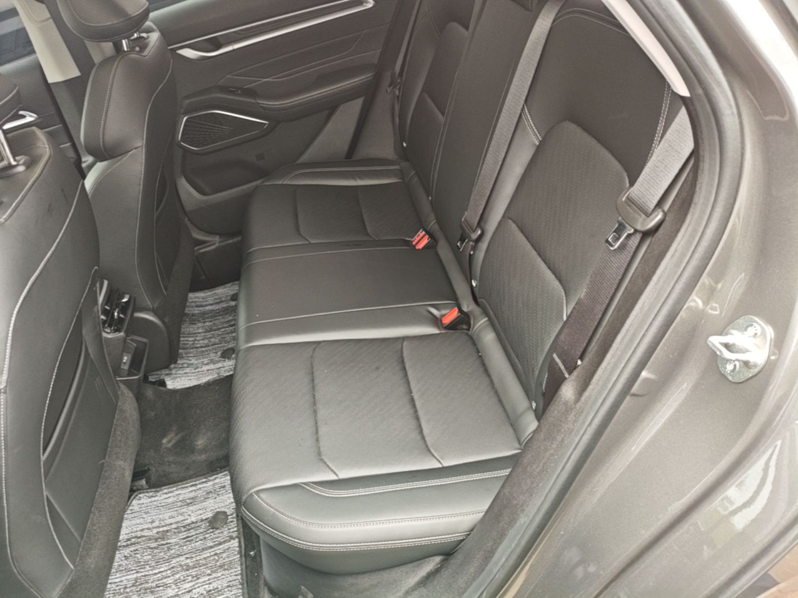 Geely Auto Emgrand 2022 4th Generation 1.5L CVT Luxury Model - Premium — снимка 20