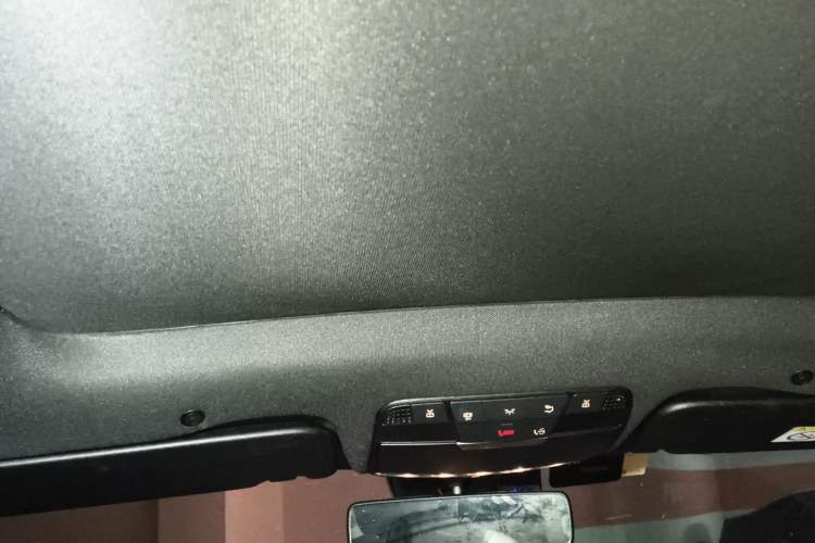 Used Mercedes-Benz GLC 2020 Facelift GLC 260 L 4MATIC Luxury Edition