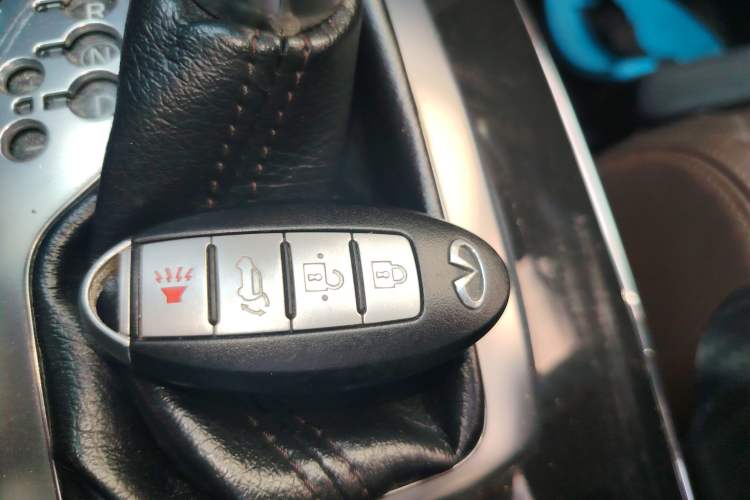 Used Infiniti FX 2011 FX35 Standard Edition
