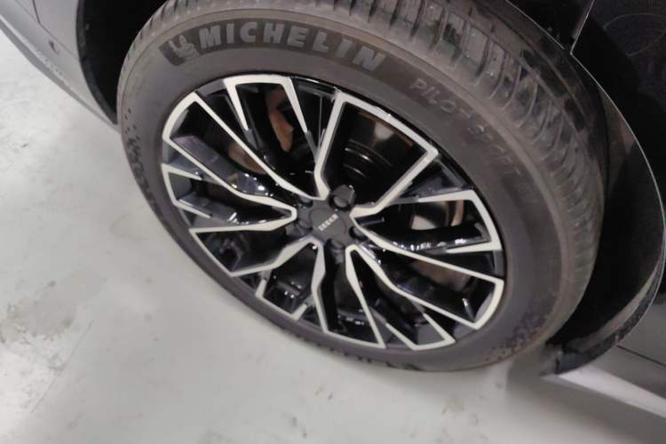 Used Zeekr 7X 2025 75 kWh Rear-Wheel Drive Intelligent Driving Version