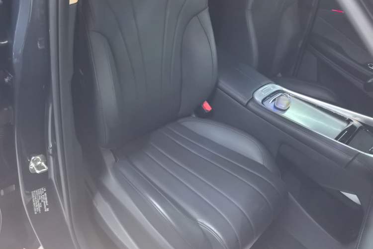 Used EXEED Lingyun 2025 300T Two-Wheel Drive Starry Edition Right Front Seat