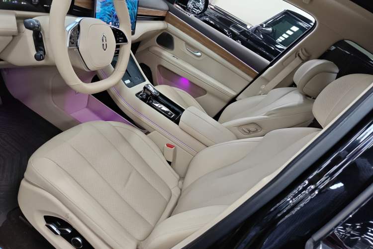 Used Hima AITO M7 2024 1.5T Intelligent Driving 4WD Max Edition 5 Seats