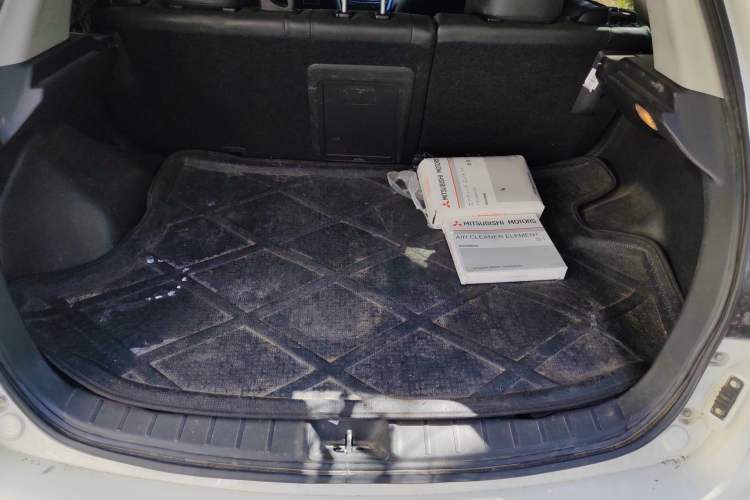 Used Mitsubishi ASX 2013 2.0L CVT 4x4 Flagship Edition