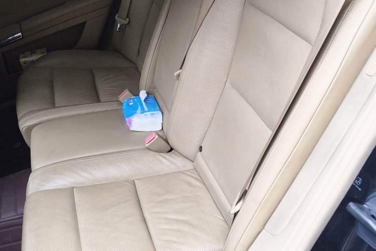 Used Mercedes-Benz S-Class 2010 S 350 L Luxury Model Left Rear Seat