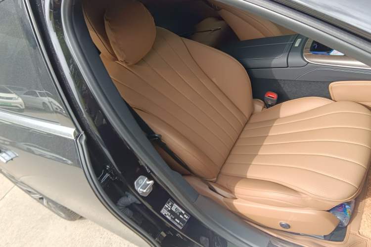 Used Mercedes-Benz E-Class 2024 E 300 L Luxury Model
