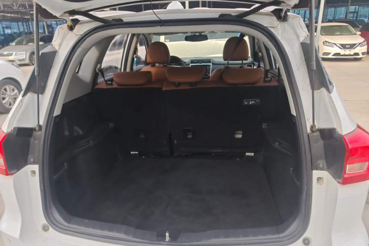 Used Haval M6 2017 1.5T Automatic Two-Wheel Drive Elite Model