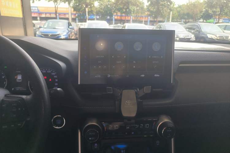 Used Toyota Wildlander 2020 2.0L CVT Two-Wheel Drive Luxury Edition
