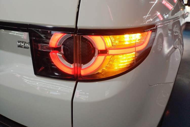 Used Land Rover Discovery Sport 2018 240 PS HSE Version