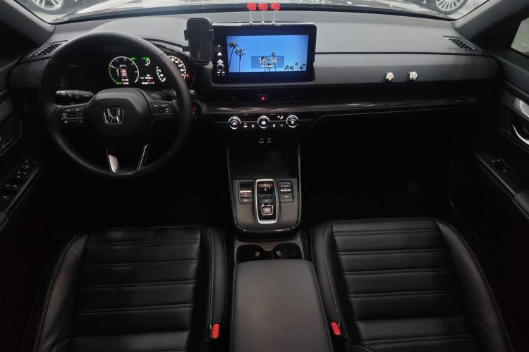 Used Honda CR-V 2023 2.0L eHEV Two-Wheel Drive Smart Edition