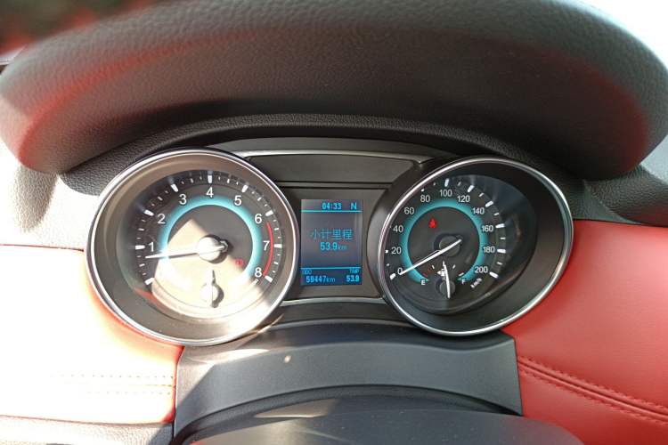 Used Haval H1 2015 1.5L AMT Luxury Model
