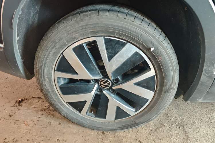 Used Volkswagen Tayron 2023 330TSI Two-Wheel-Drive Luxury Plus Advanced Version