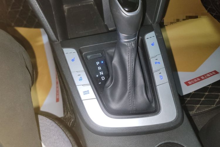 Used Hyundai Elantra (6th Generation / Lingdong) 2019 1.5L CVT Smart & Luxurious Trim Gear Lever