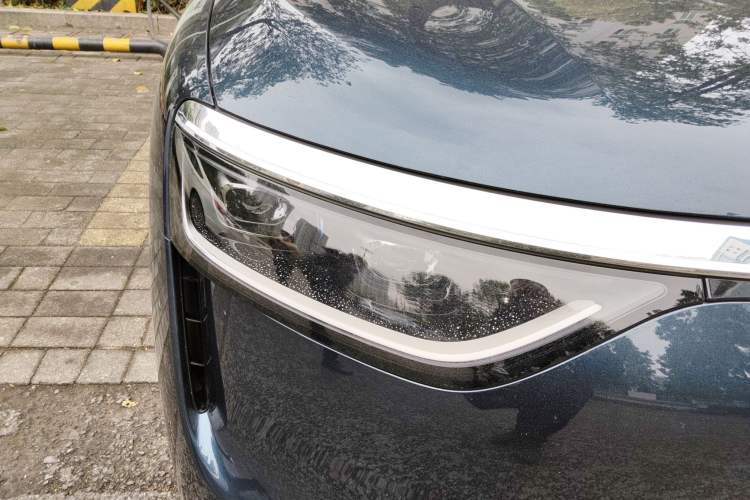 Used Hima AITO M8 2025 Extended-Range Max+ Version 53.4 kWh 5-Seater Edition