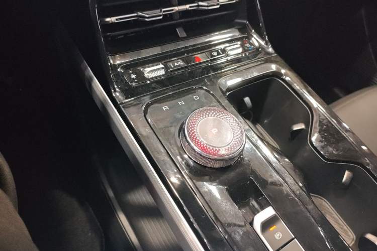 Used Wuling Xingguang 2024 Co-Creation Edition 510 Advanced Model
