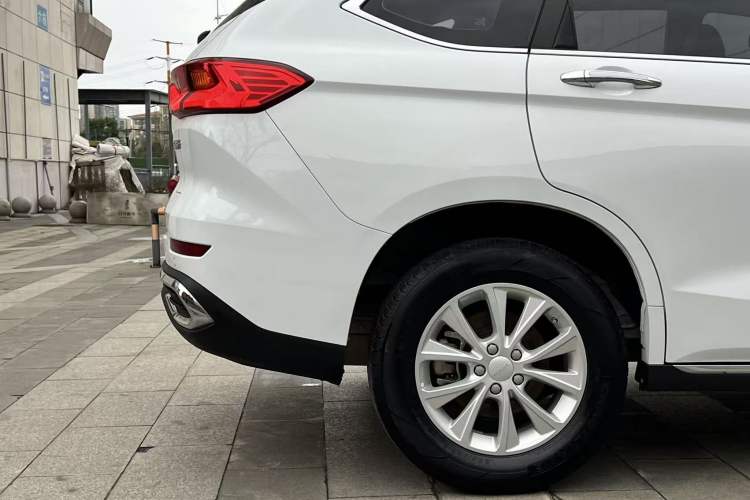 Used Haval M6 2021 PLUS 1.5T DCT Luxury Smart Connectivity Model
