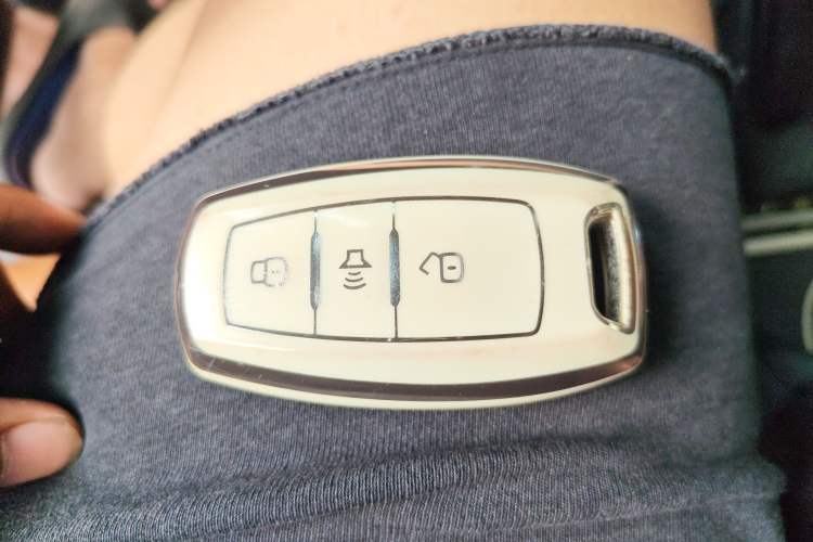 Used Haval H2 2015 1.5T Automatic Two-Wheel Drive Elite Edition Vehicle Key