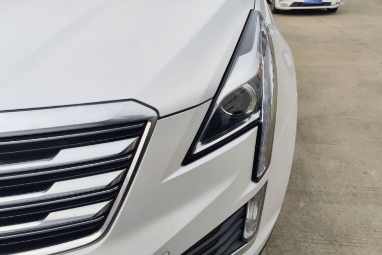 Used Cadillac XT5 2018 25T Luxury Model