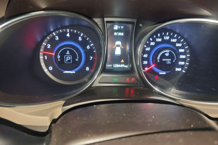 Used Hyundai Grand SantaFe 2013 3.0L 6-seat 4x4 Comfort Edition
