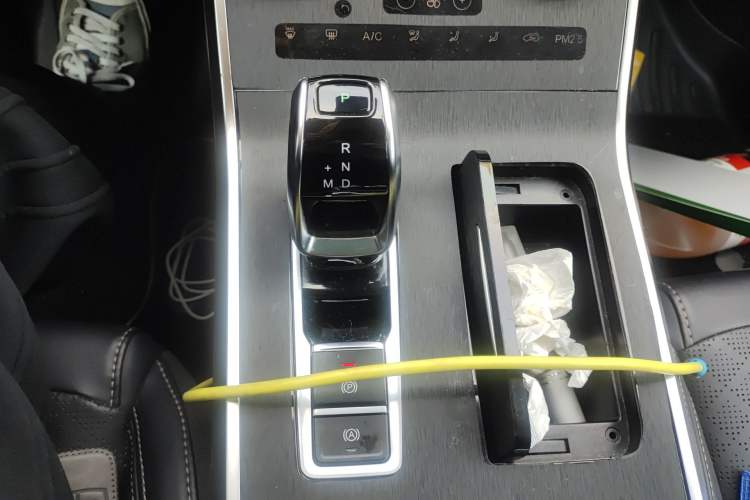 Used Chery Tiggo 8 2019 1.6 TGDI Automatic Luxury Model Gear Lever