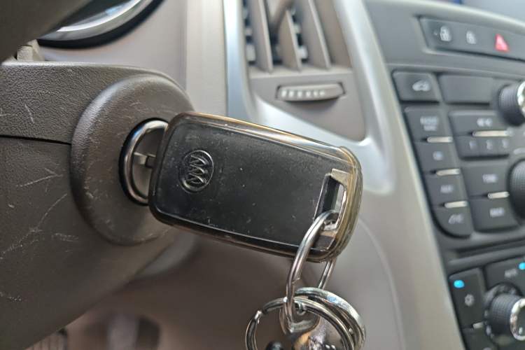 Used Buick GT 2013 GT 1.6L Automatic Fashion Edition Vehicle Key