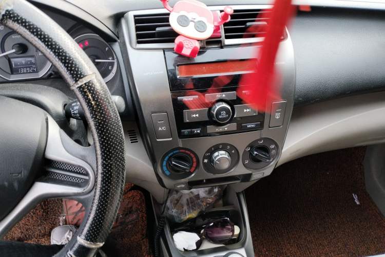 Used Honda City Classic 2012 1.5L manual Comfort version