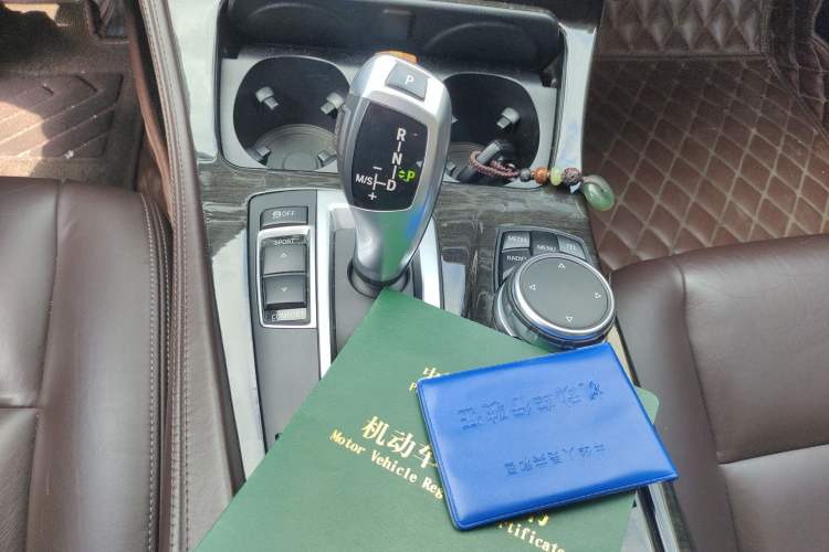 Used BMW 5 Series 2014 525Li Luxury Design Package