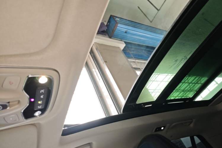 Used Lynk & Co 01 2017 2.0T Two-Wheel Drive Zhaopu Version
