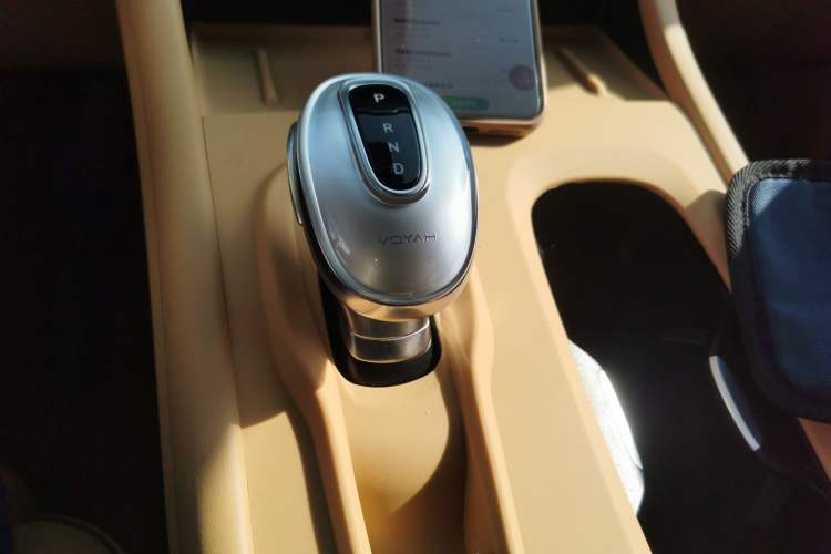 Used VOYAH Dream 2024 PHEV Ultra-Long Range Flagship Edition Gear Lever