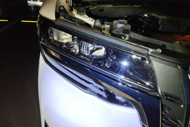 Used Toyota Alphard 2021 Dual-Engine 2.5L Prestige Edition