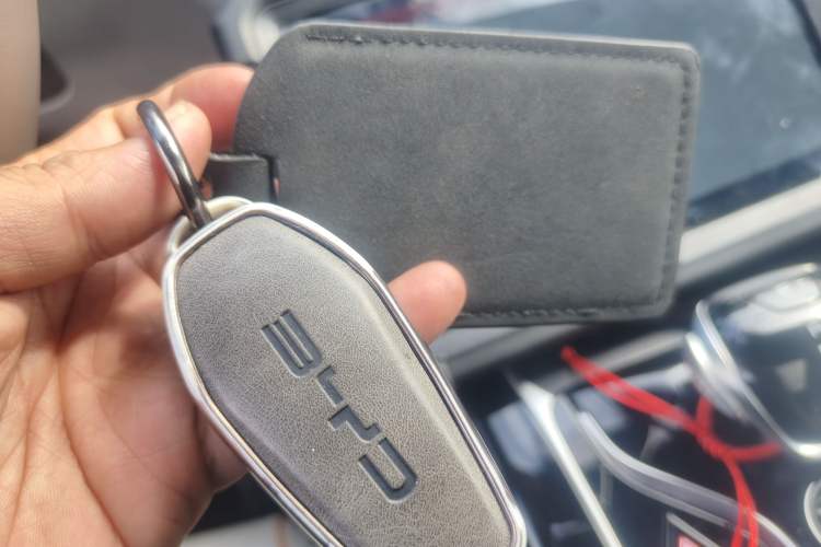 Used BYD Qin PLUS 2024 Honor Edition EV 420KM Beyond Model
