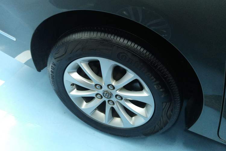 Used Buick GL8 2017 ES 28T Premium Version China V Standard
