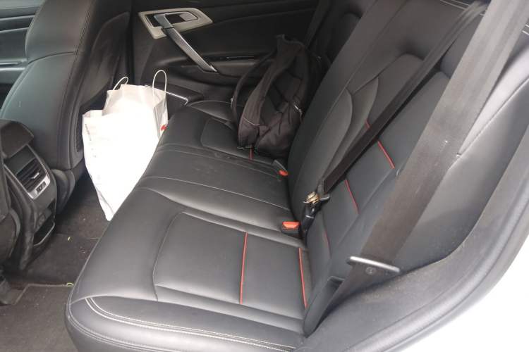 Used Geely Auto Emgrand X7 Sport 2020 1.8TD DCT Two-Wheel Drive Zhiya Model
