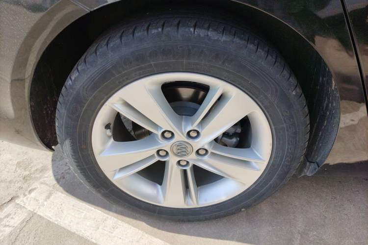 Used Buick Regal 2019 20T Elite Version China VI Standard