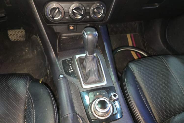 Used Mazda 3 Axela 2017 Sedan 1.5L Automatic Comfort Model Emission Standard China V