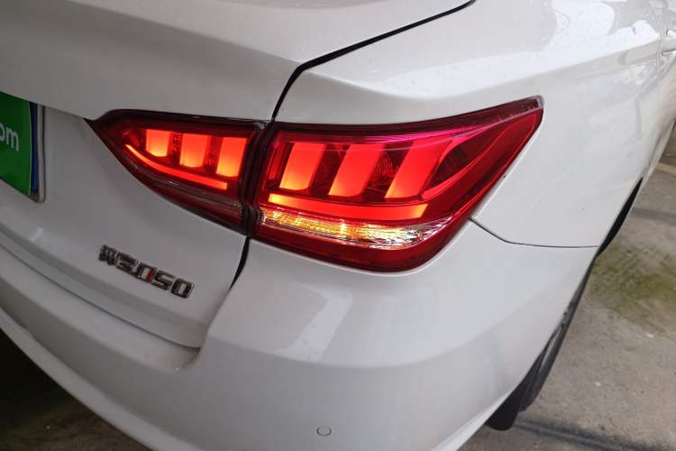 Used BAIC Senova D50 2018 1.5L Manual Prestige Intelligent Drive Edition Right Rear Taillight