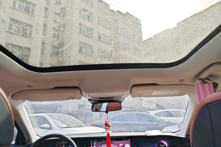 Used Lincoln Z 2025 2.0T Prestige Edition Headliner