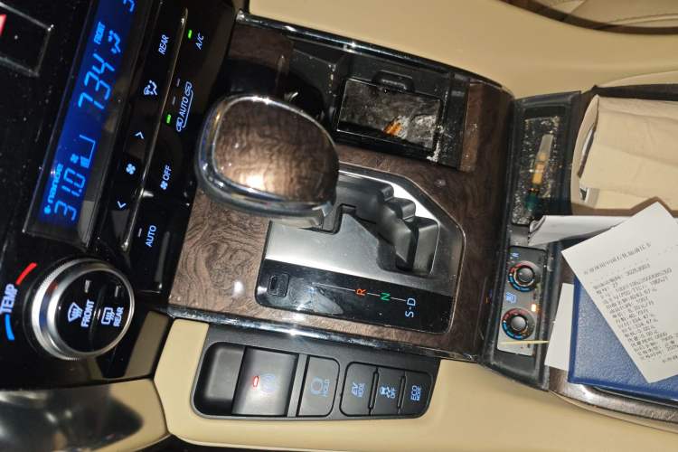 Used Toyota Alphard 2021 Dual-Engine 2.5L Prestige Edition