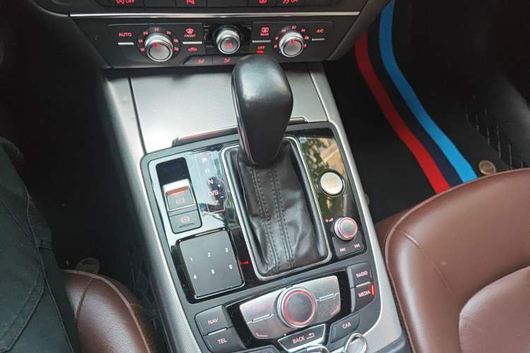 Used Audi A6L 2018 30th Anniversary Edition 35 TFSI Fashion Model
