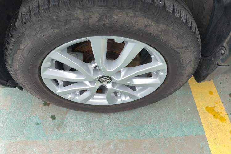 Used Nissan X-Trail 2020 2.0L XL ITS CVT 2WD SmartConnect Comfort Edition Left Front Wheel Hub