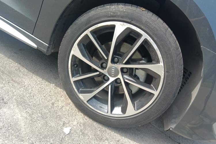 Used Audi A3 2021 A3L Limousine 35 TFSI Progressive Sport Edition Right Front Wheel Hub