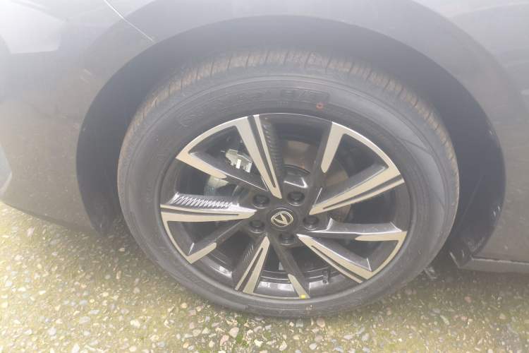 Used CHANGAN Eado 2025 Blue Whale 1.5T 500Bar Prestige Model