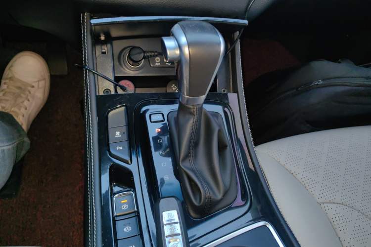 Used Baojun 730 2019 1.5T CVT Flagship Model 7 Seats China VI Emission Standard
