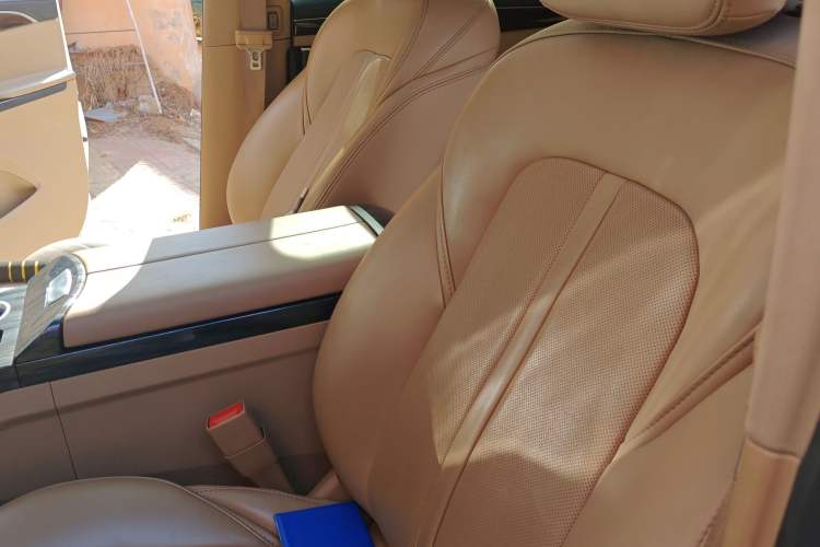 Used Buick GL8 2018 ES 28T Flagship Model China VI Standard